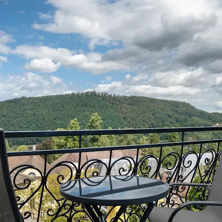 Haus Burgblick Lägenhet