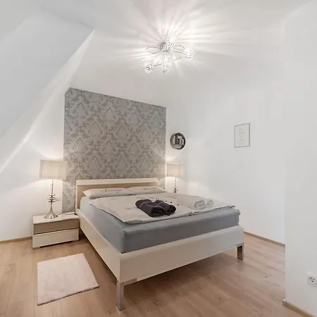 Haus Burgblick Lägenhet *