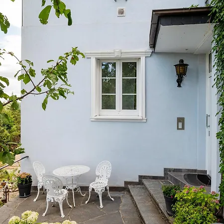 Haus Burgblick Lägenhet