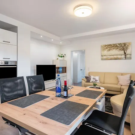 Haus Burgblick Lägenhet *